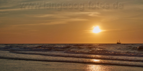 Langeoog Sonnenuntergang mit Fischer